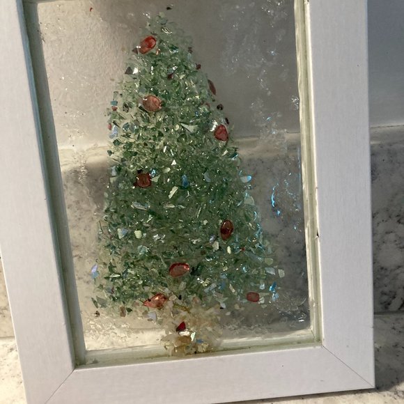 SEA SHELL CHRISTMAS TREE - Picture 1 of 1
